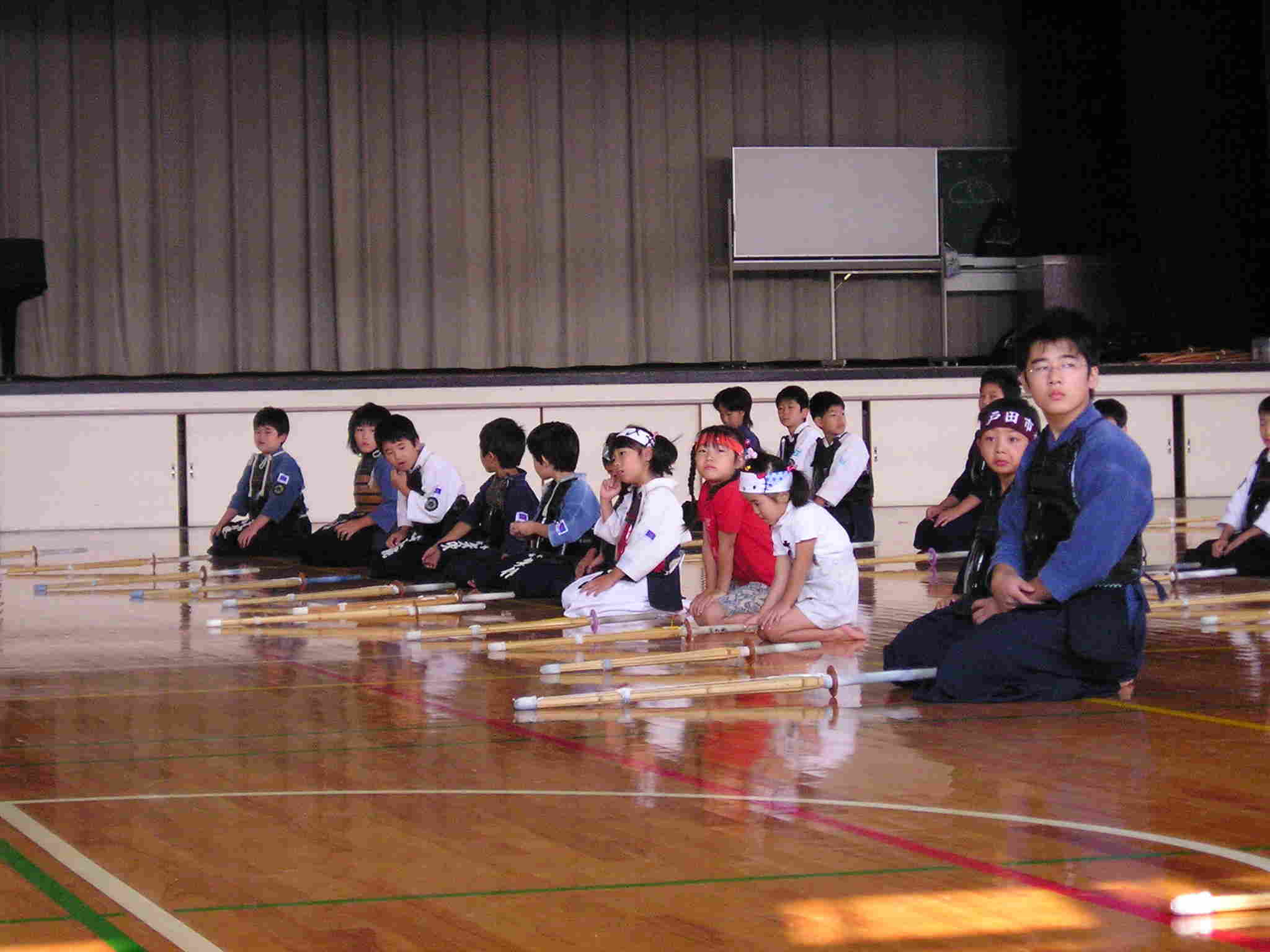 20030928_戸田支部剣道講習会が喜沢小で開催される